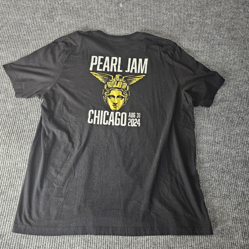 Pearl Jam Shirt Mens XL Black Chicago Aug 31 2024 Tour Graphic Tee Rock Crew